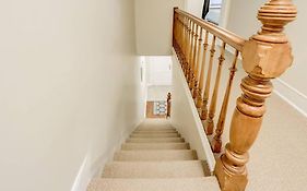 Jstlikehome - Central Suite